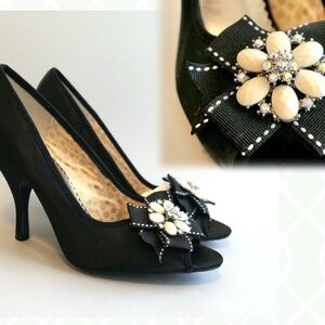 Dazzling2 Poetic Licence Satin Peep Toe Spike Heel Rhinestone Bead Grosgrain 8.5
